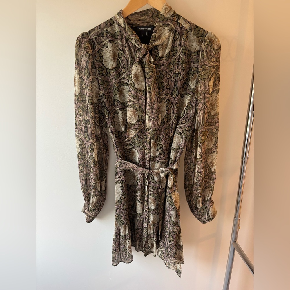 Tie-Neck Long Sleeve Floral Dress in Olive Green